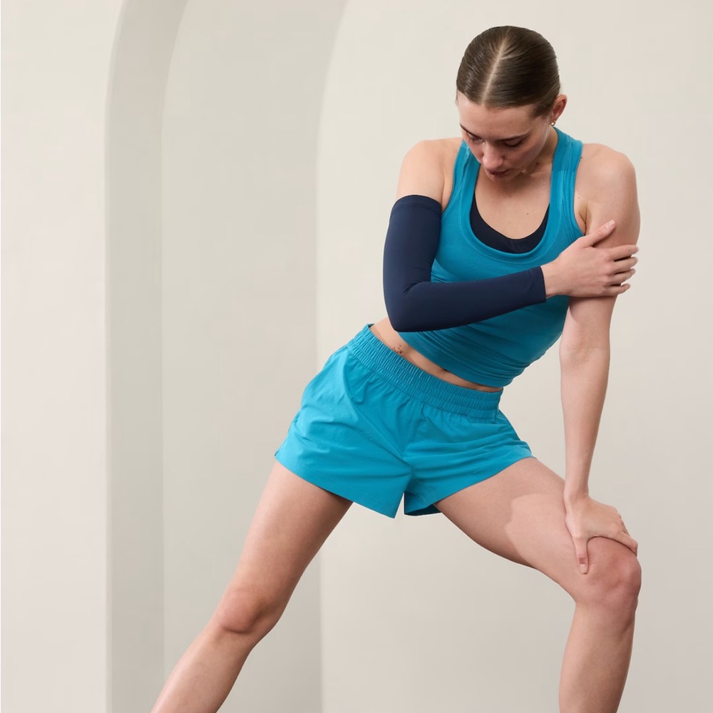 Brand New Athleta Weekender Run Shorts